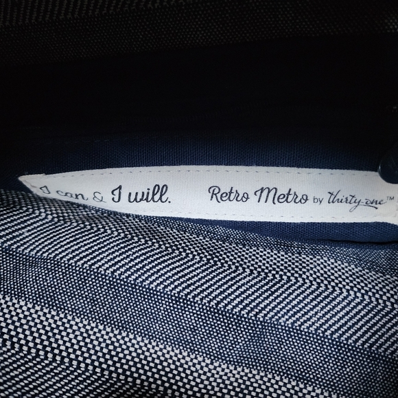 Thirty one Retro Metro HOBO Bag in WOVEN Stripe - Picture 2 of 4